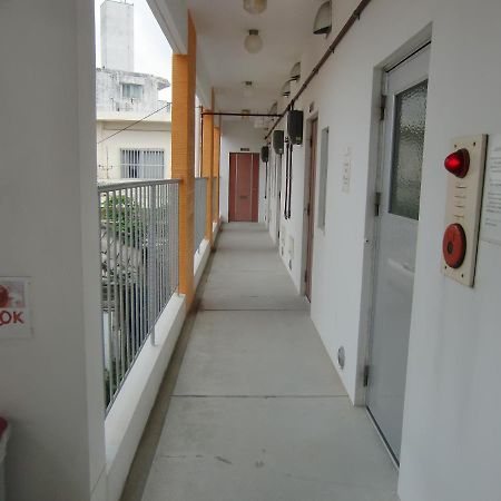 Hotel Minshuku Getto Naha Exterior foto