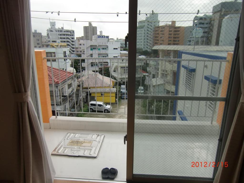 Hotel Minshuku Getto Naha Zimmer foto